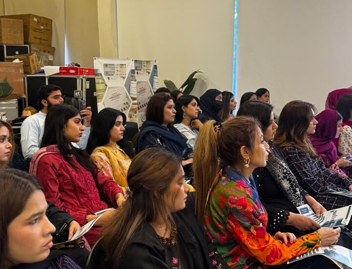 Best BB Glow Course Academy in Lahore | Cosmothetics