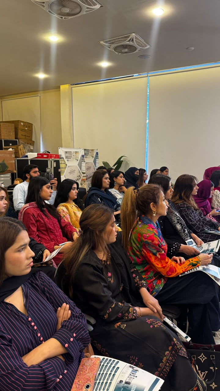 Best BB Glow Course Academy in Lahore | Cosmothetics