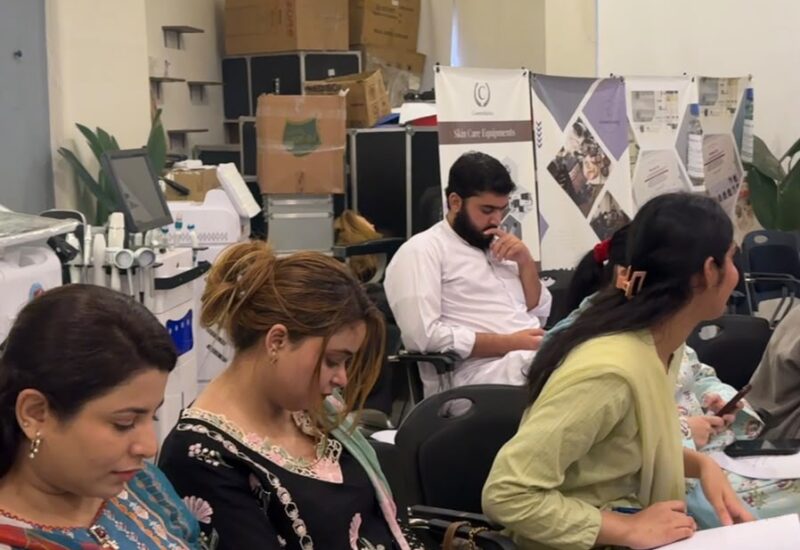 Skin Aesthetician Course in Johar Town Lahore | Cosmothetics Academy